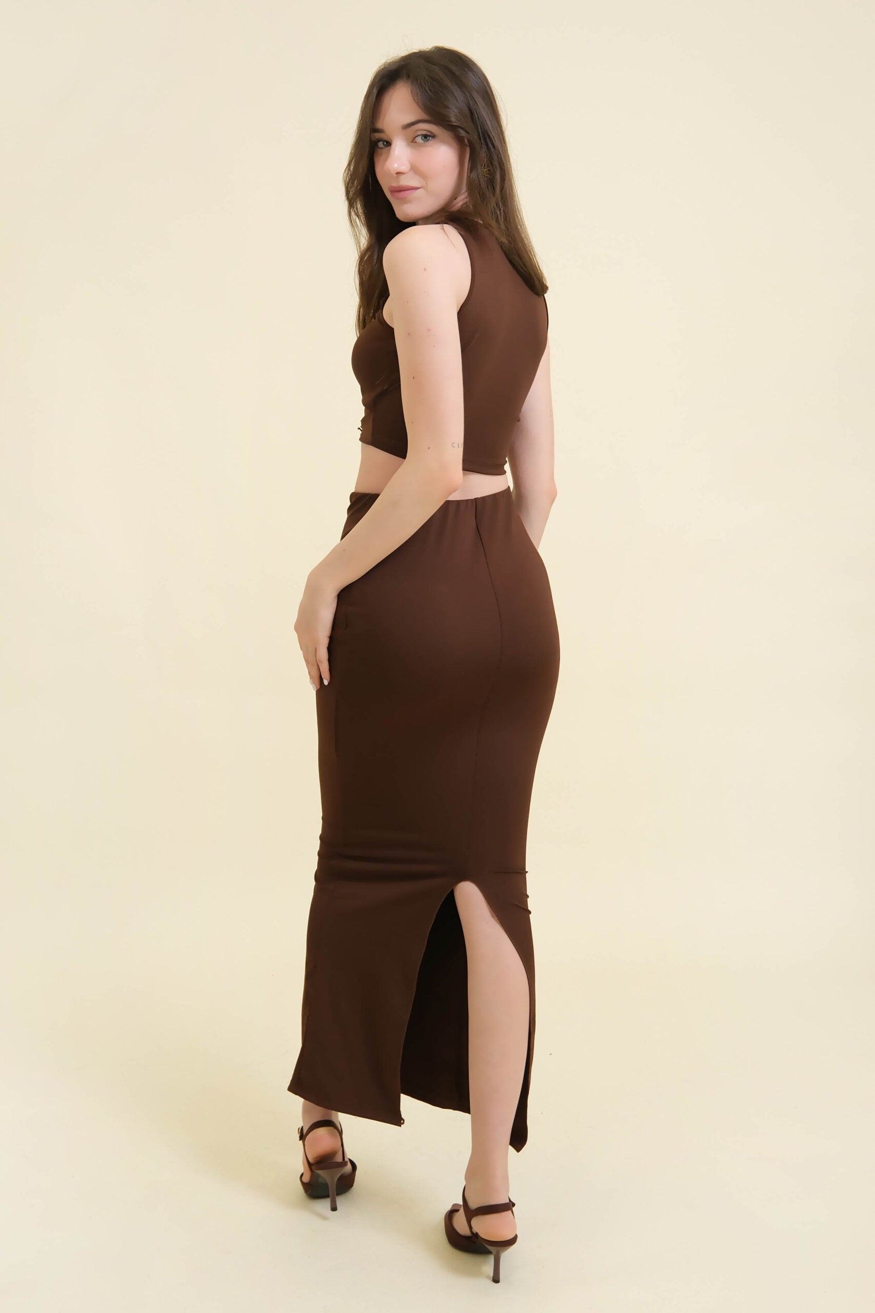 COMPLETO MYREA
