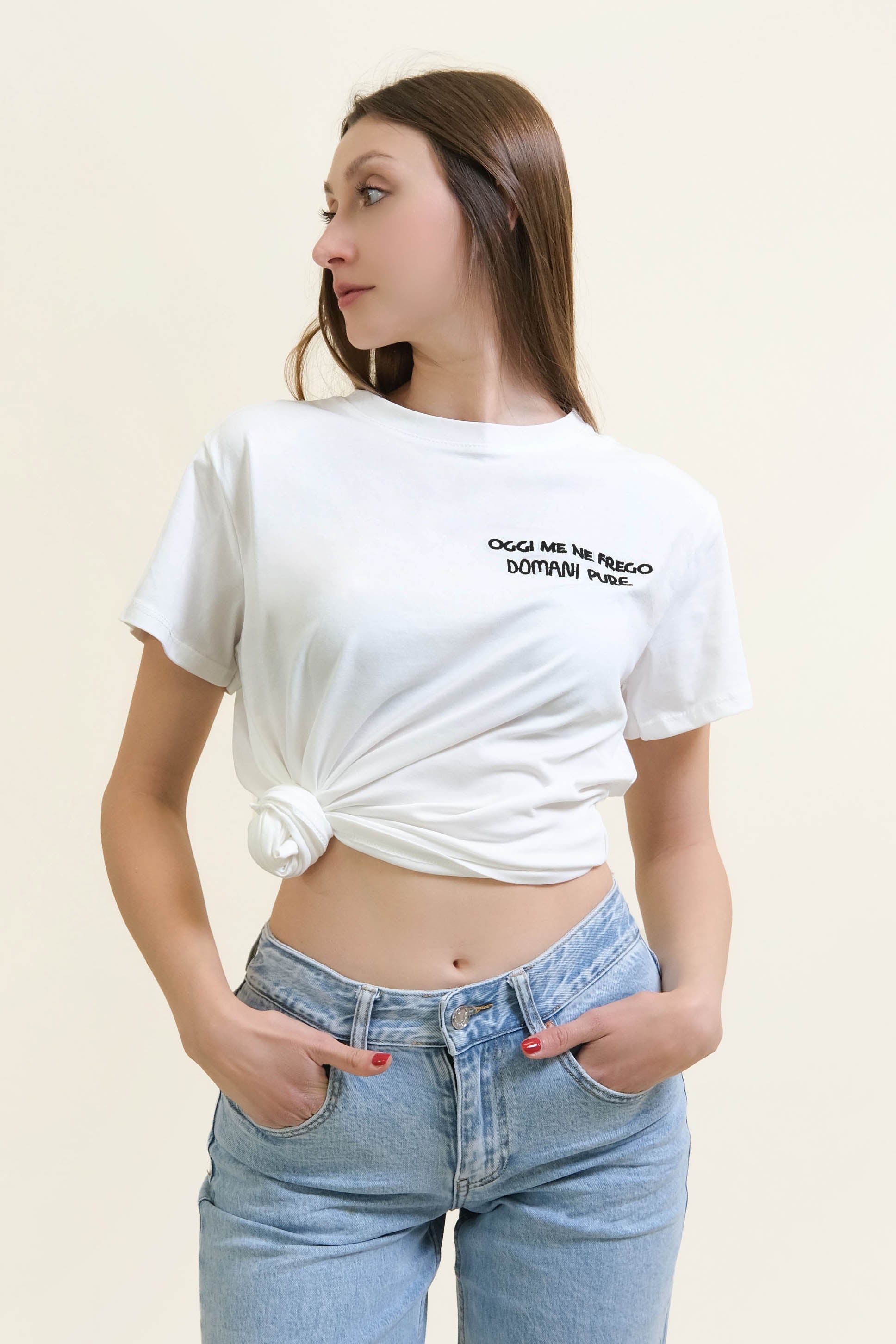 T-SHIRT "OGGI ME NE FREGO DOMANI PURE"