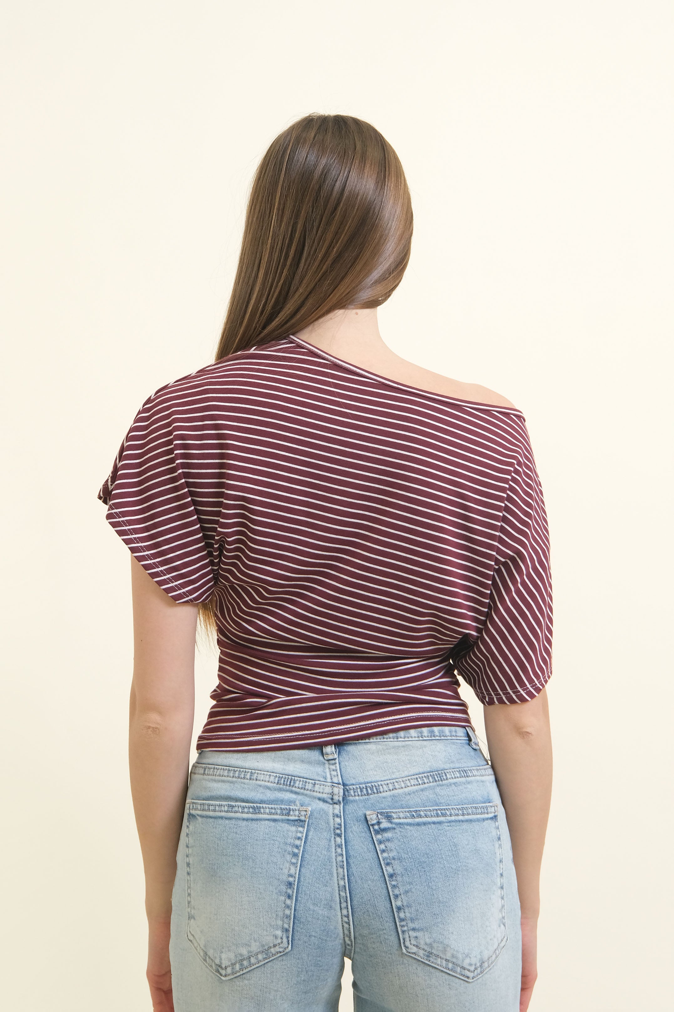 T-SHIRT LINES