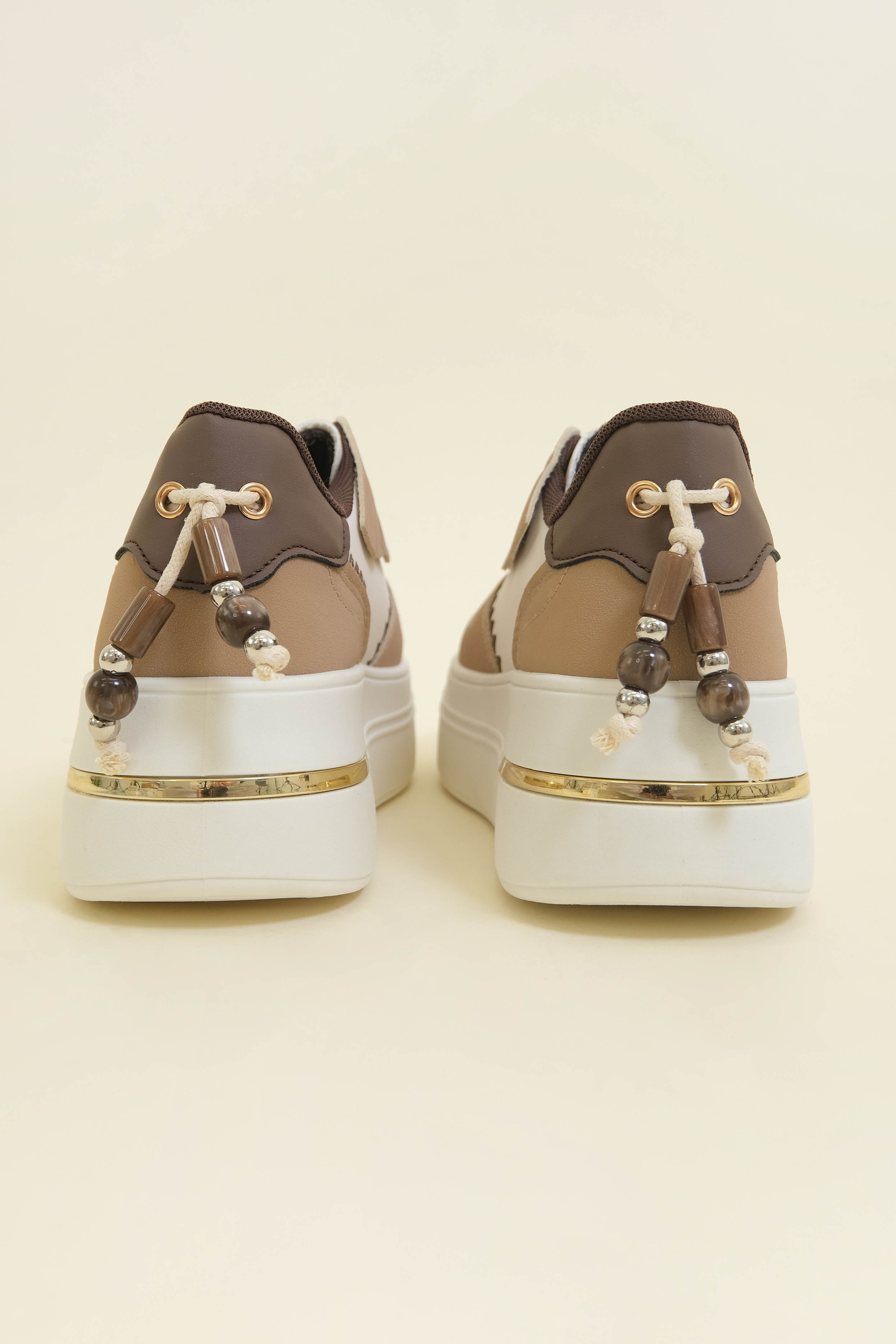 SNEAKERS NOMAD