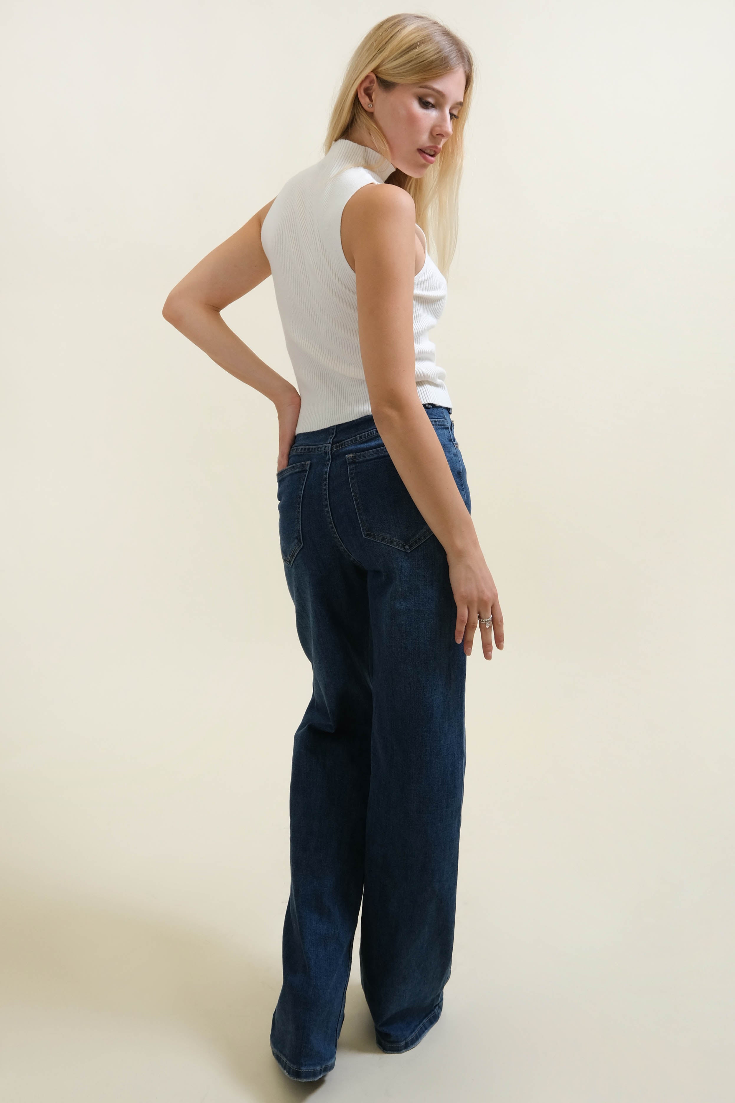 JEANS GLEAM