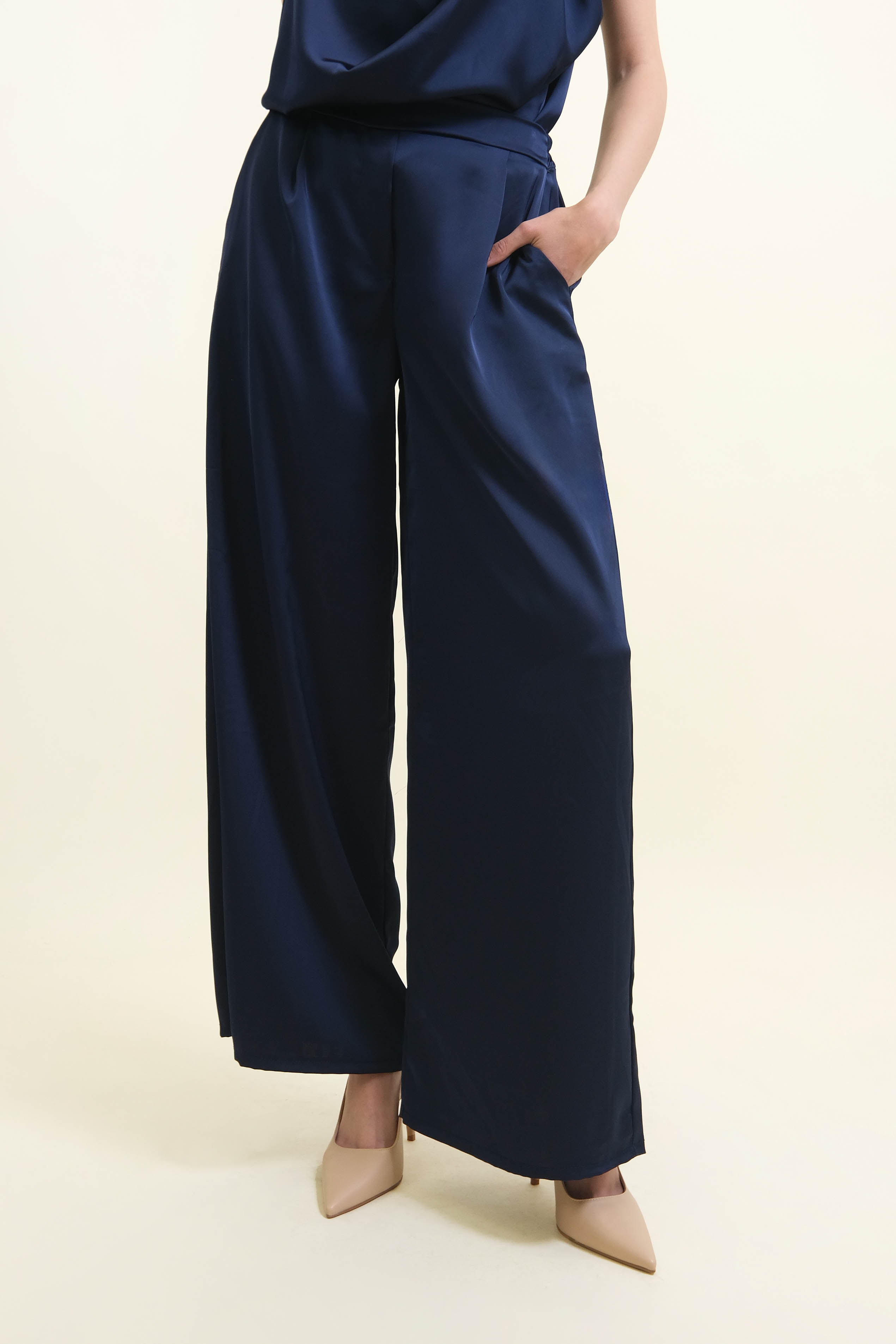 PANTALONI MINIMAL CHIC