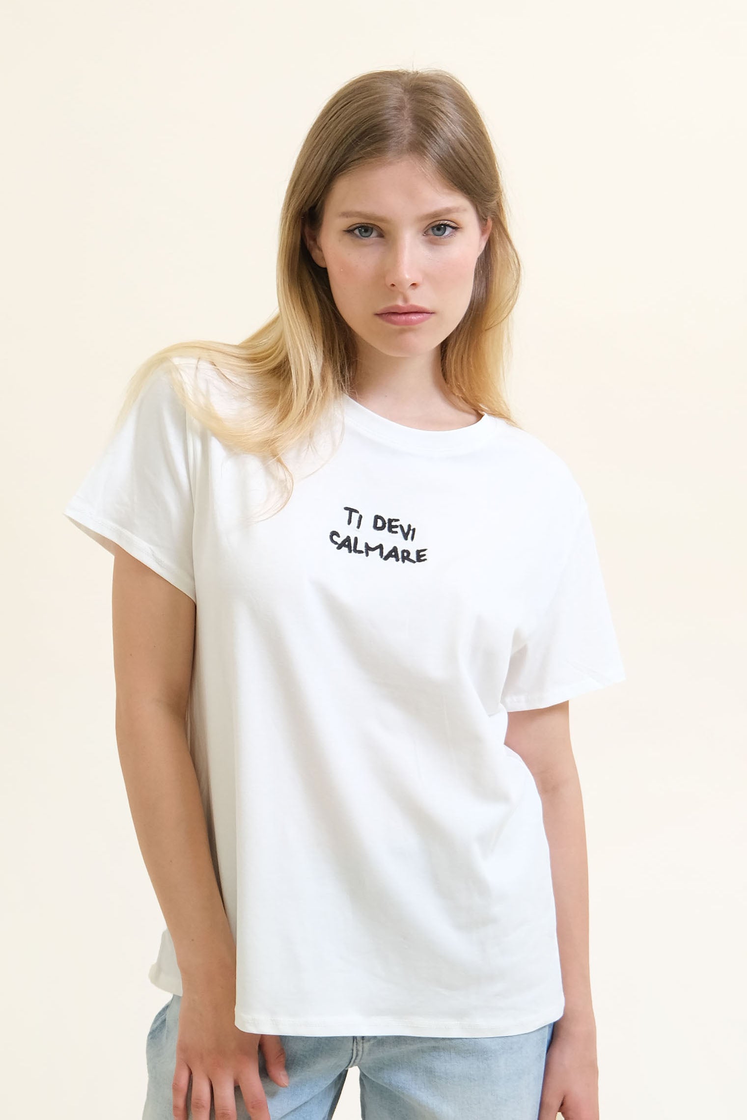 T-SHIRT "TI DEVI CALMARE"