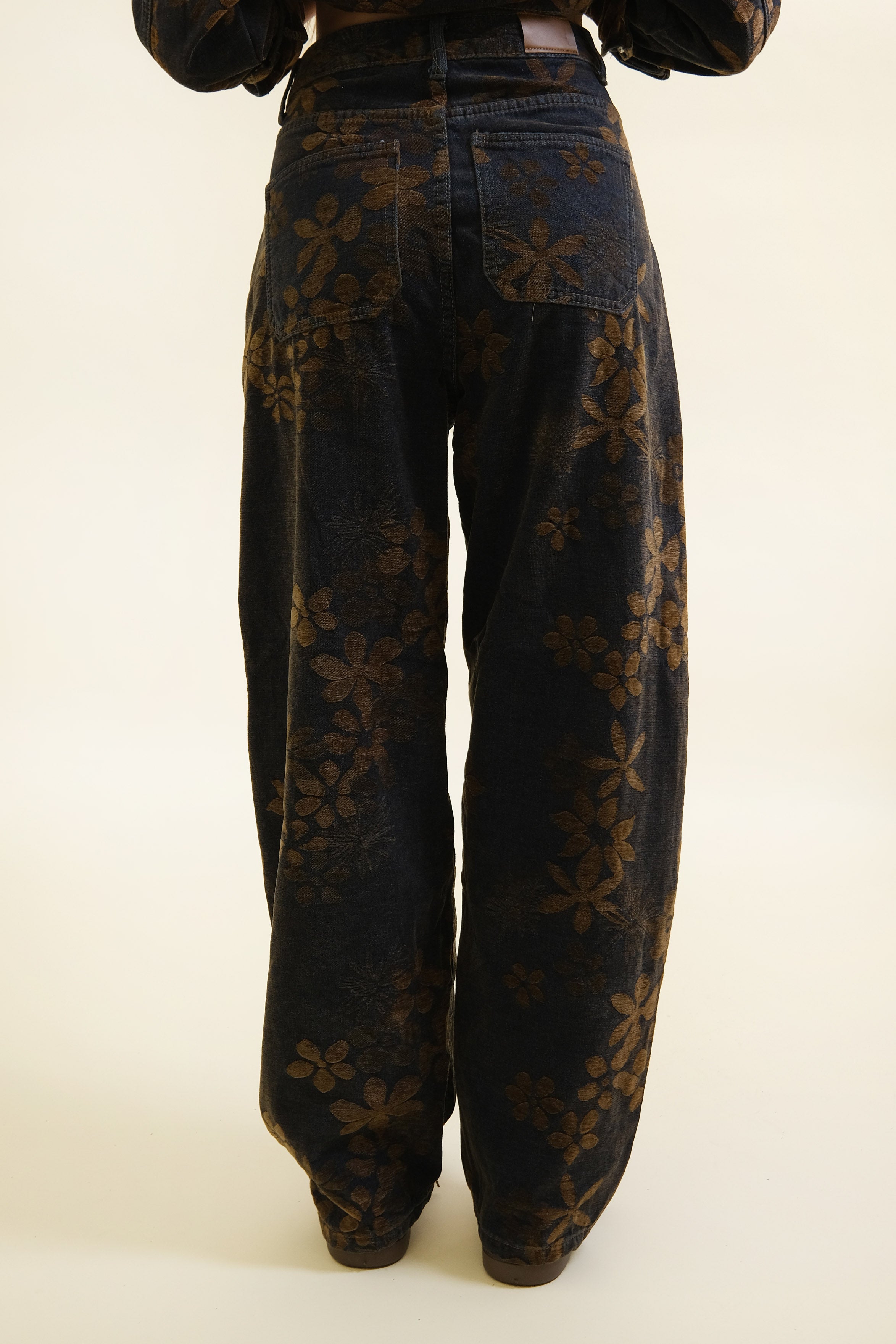 JEANS LEAVES