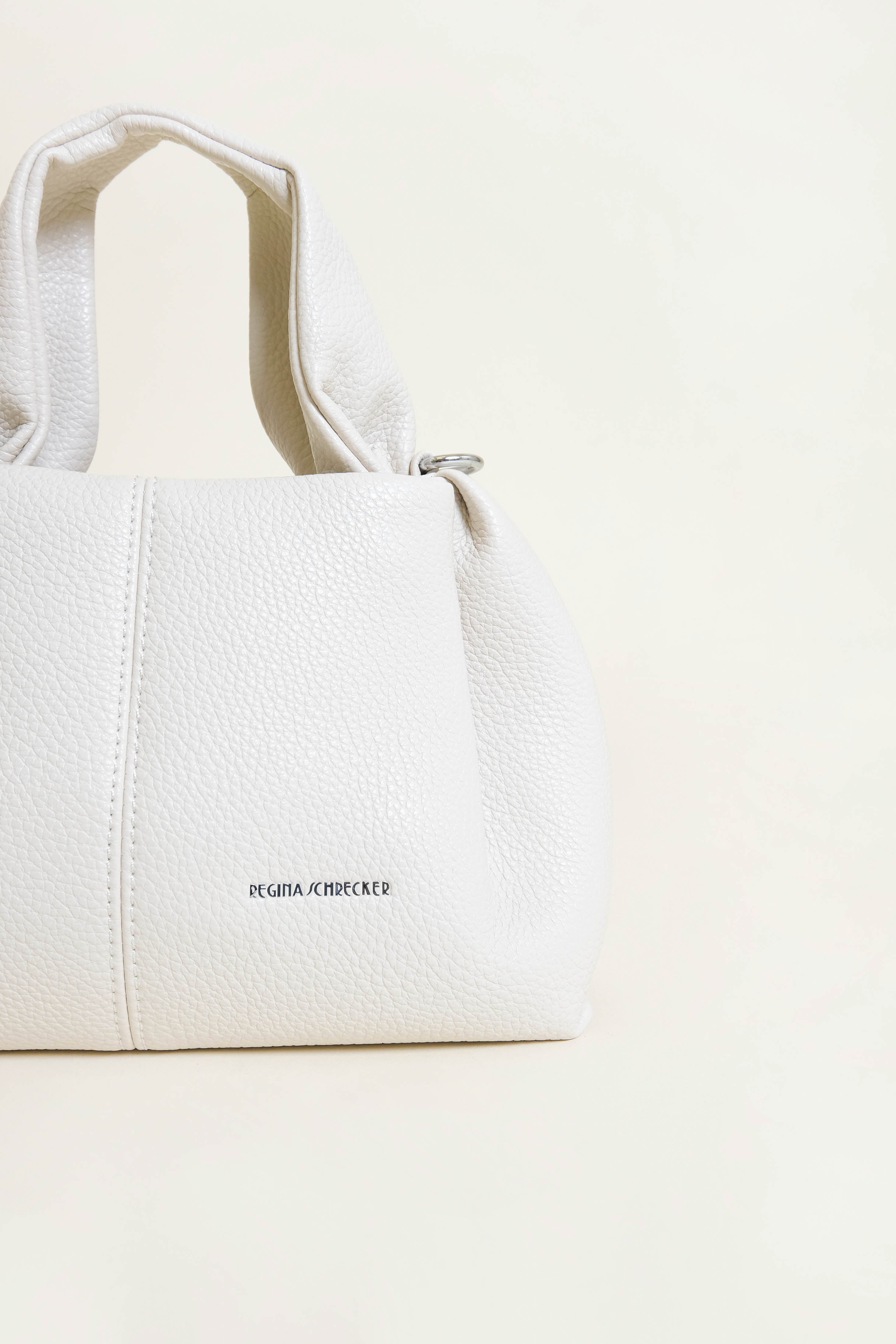 BORSA ATENA