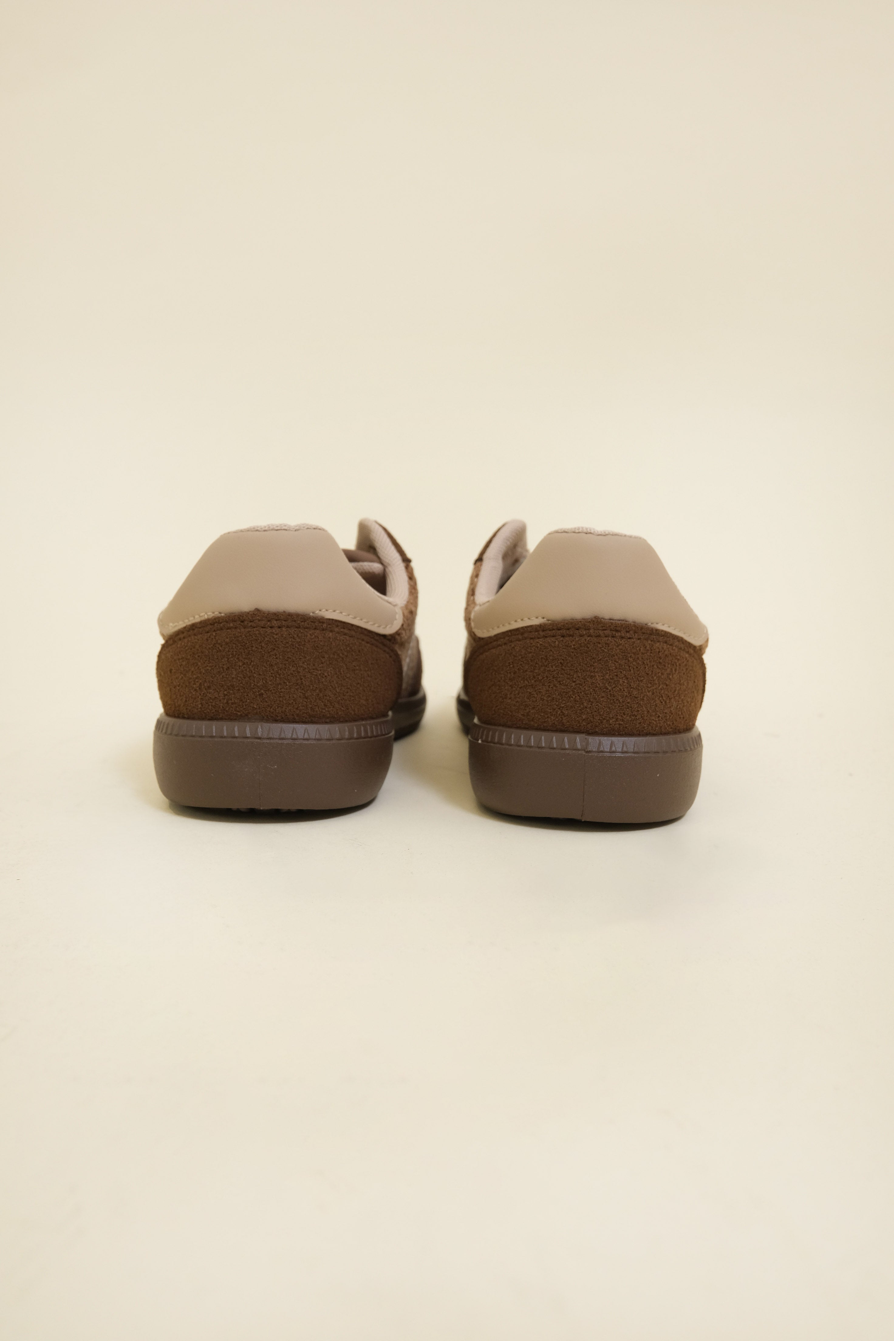 SNEAKER KALRA
