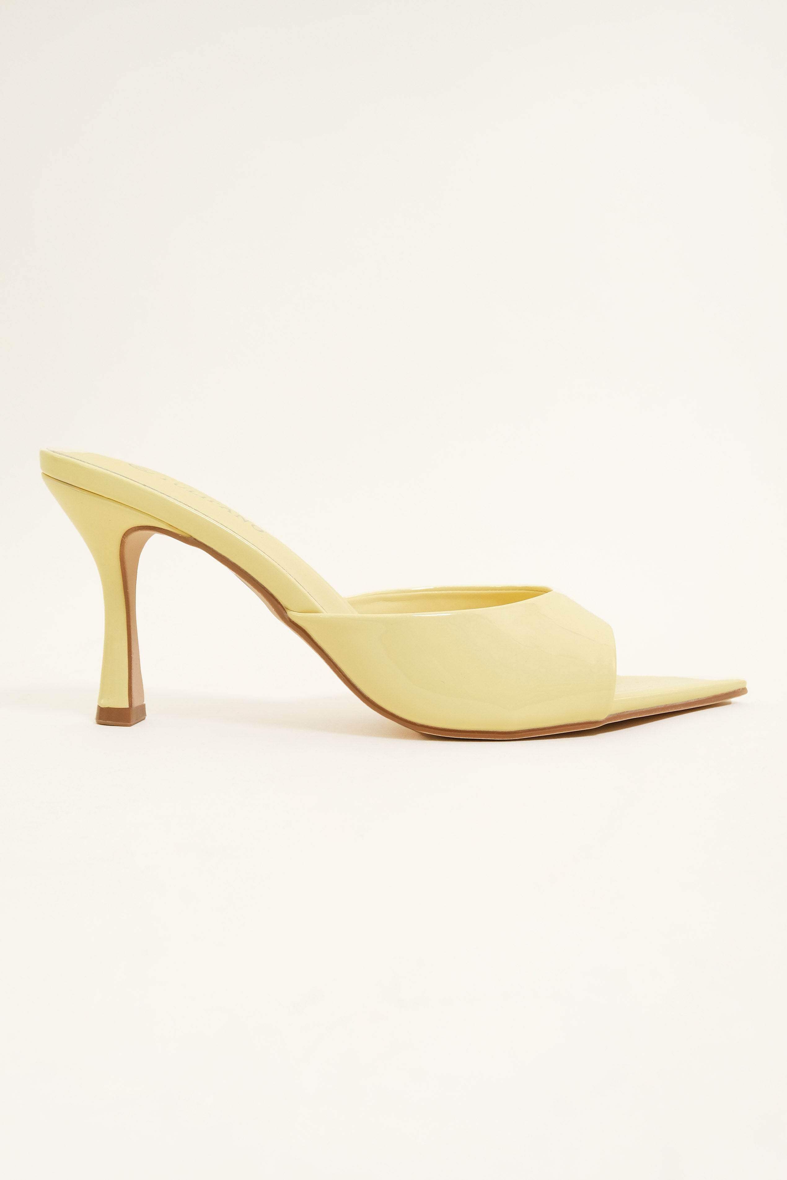 SANDALI CREAM