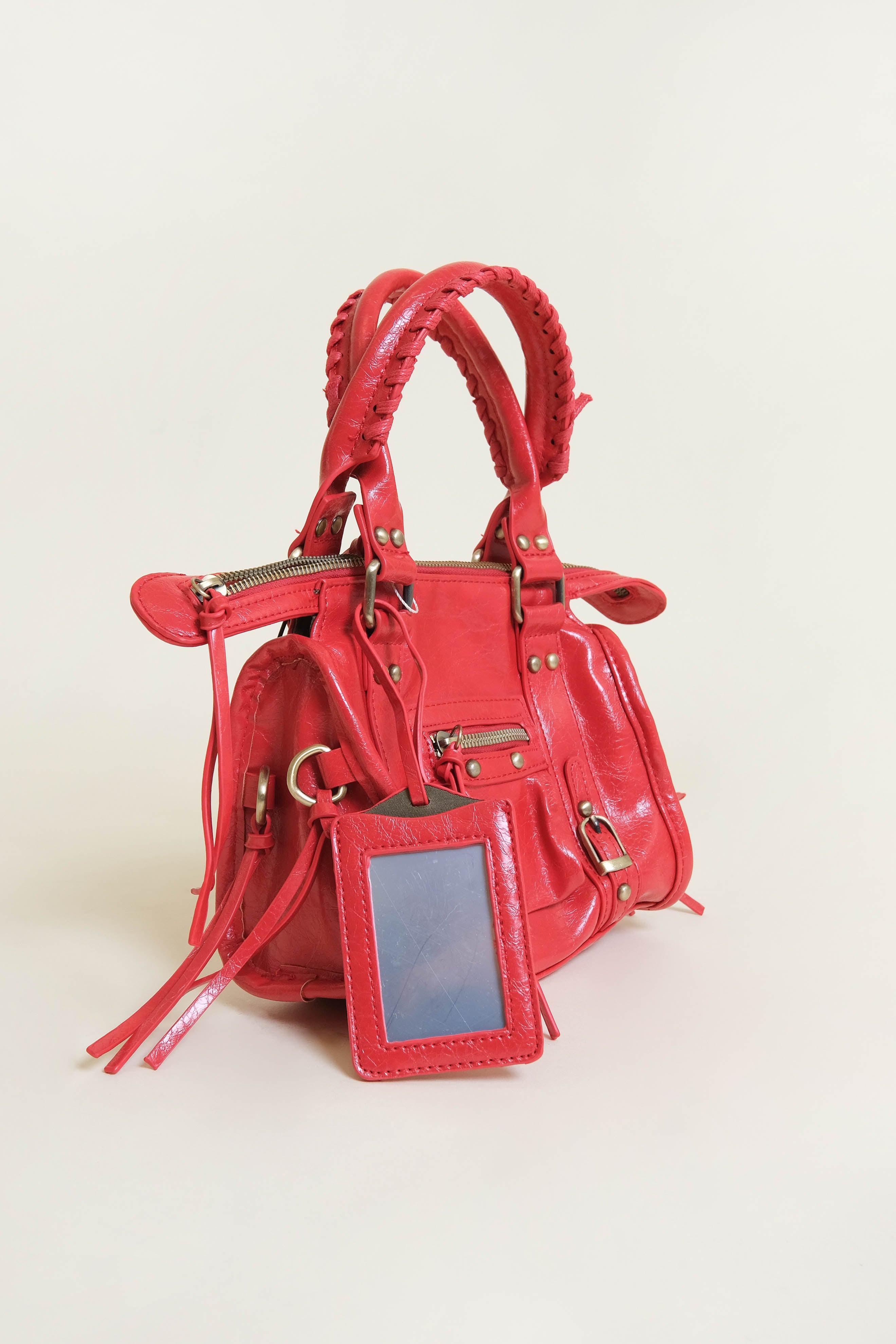 BORSA DARKHEART