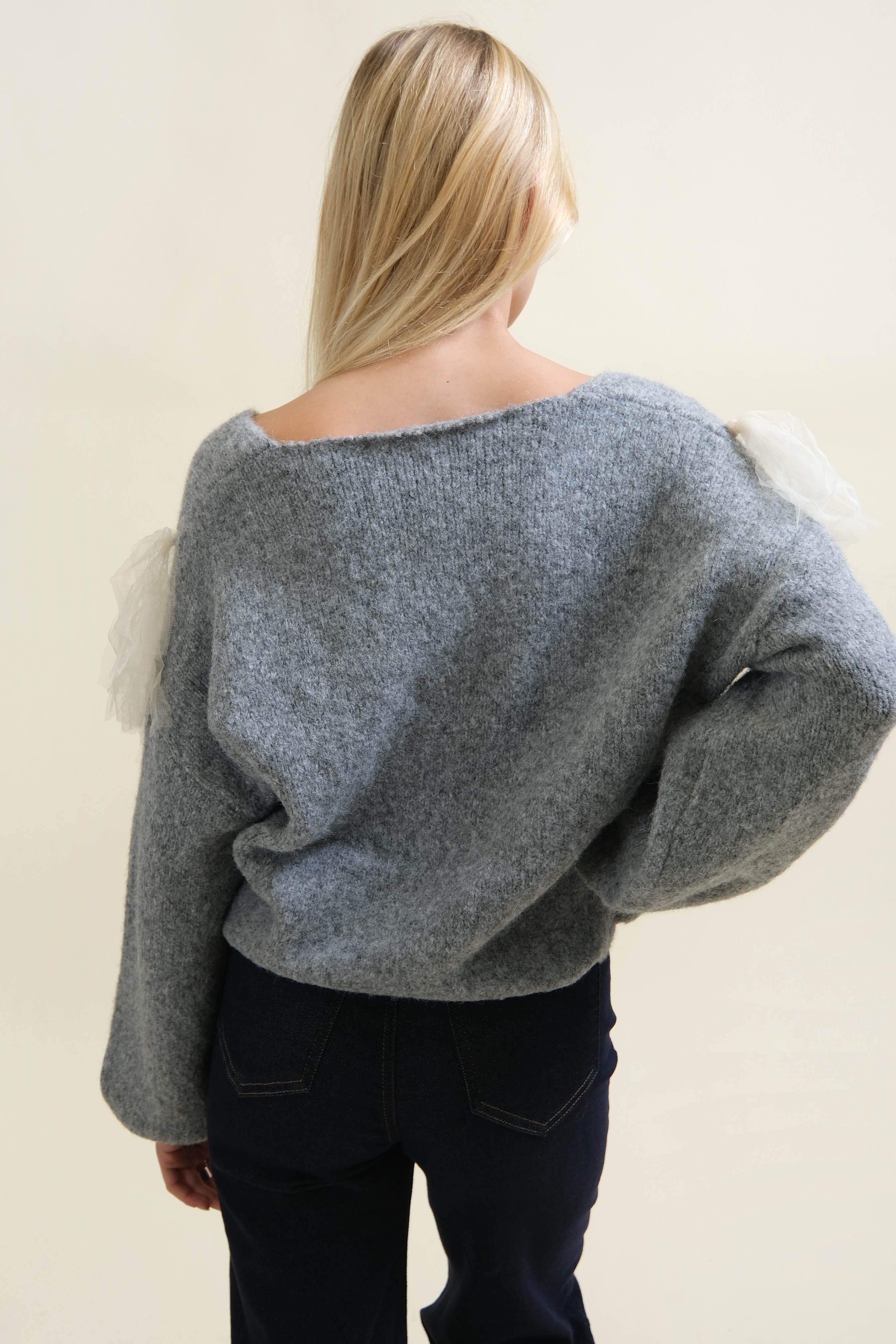 MAGLIONE IN A CLOUD