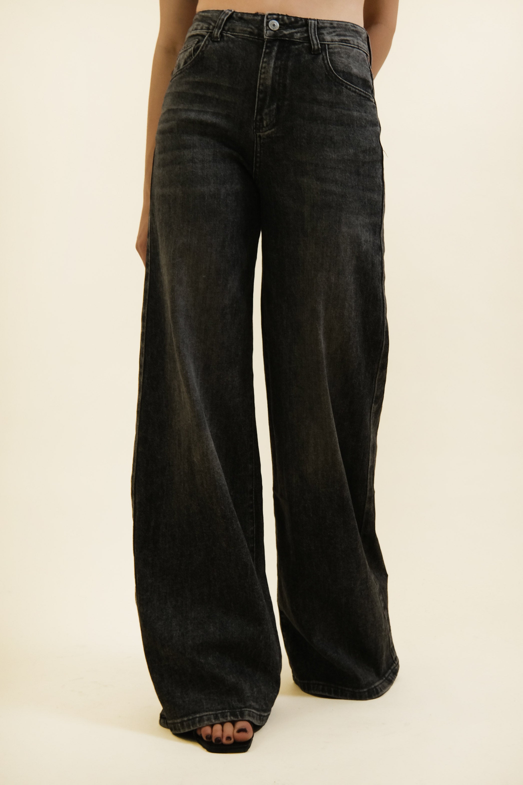 JEANS A’DORO
