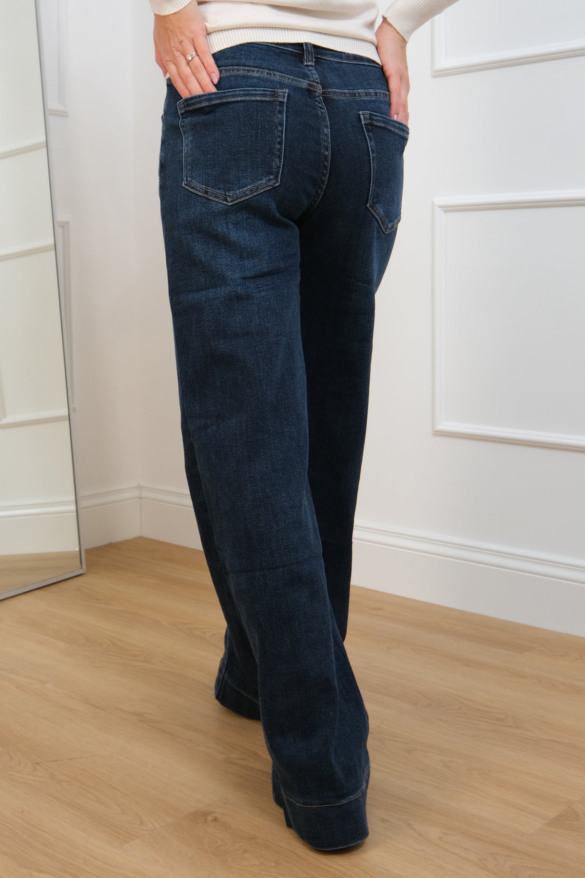JEANS DAWN